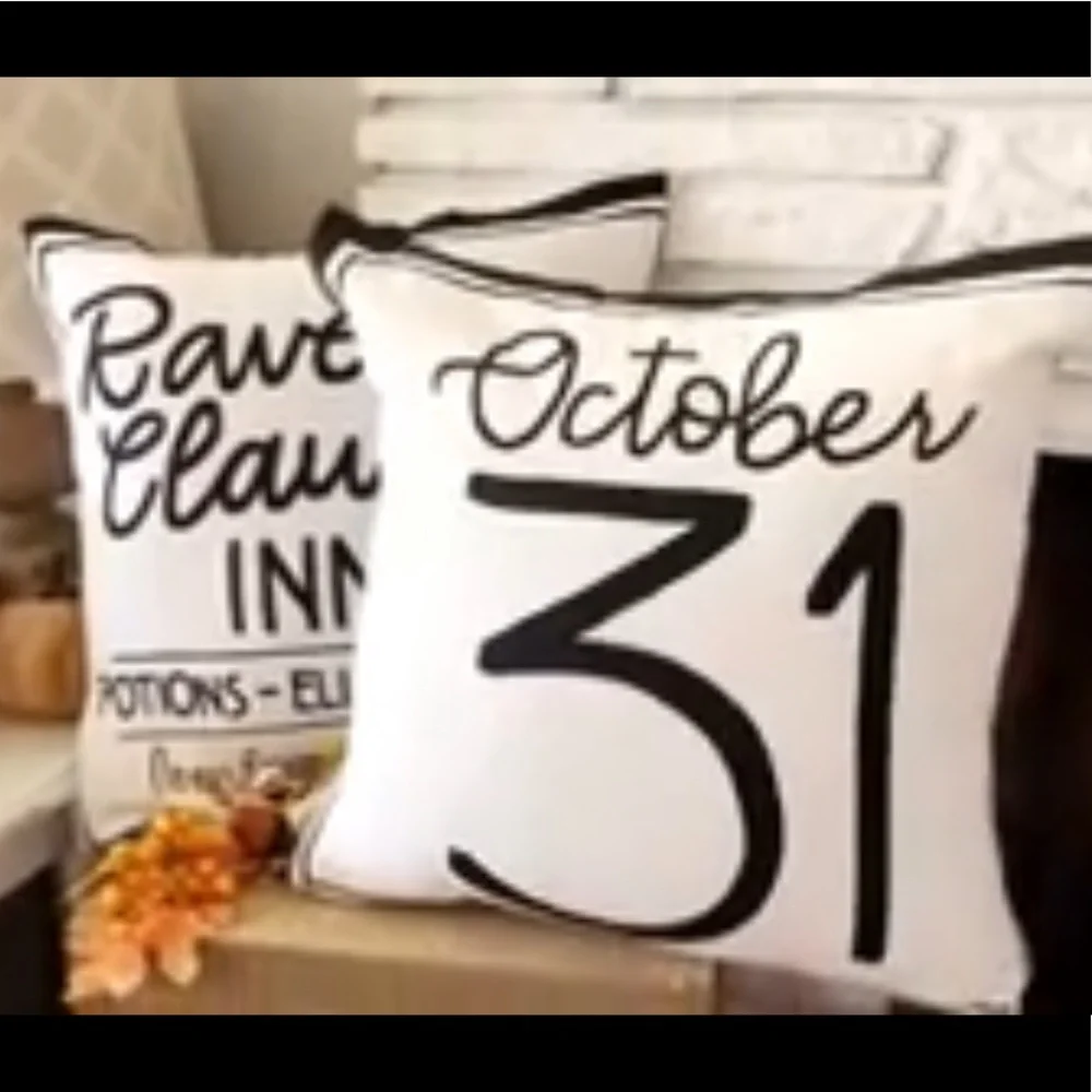 Set 6 Target Halloween bar towels Blogger favorite
